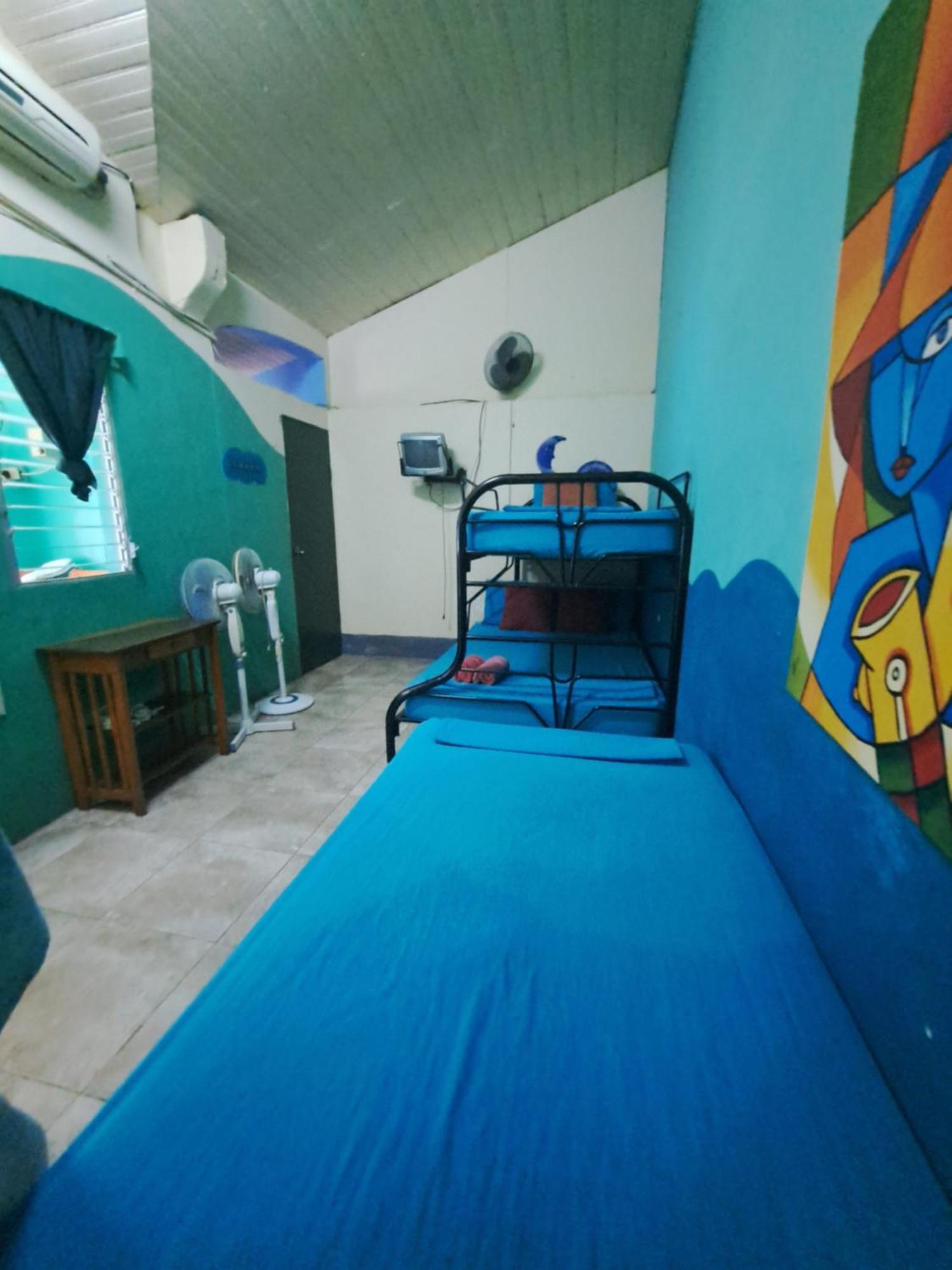 Hostal Mochilas Granada Cameră foto