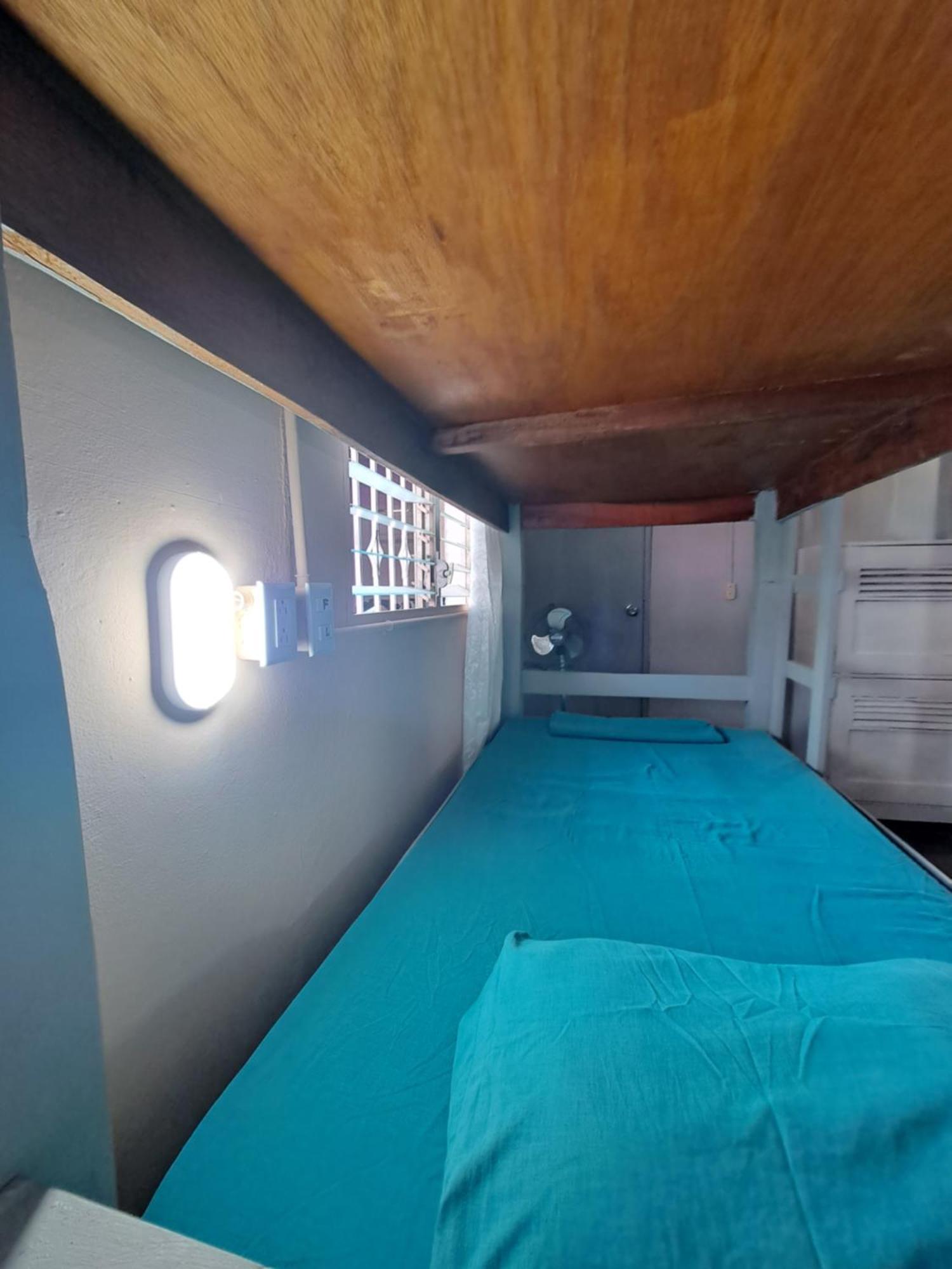 Hostal Mochilas Granada Cameră foto